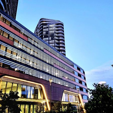 Melbourne Docklands Riverside Views Bagian luar foto